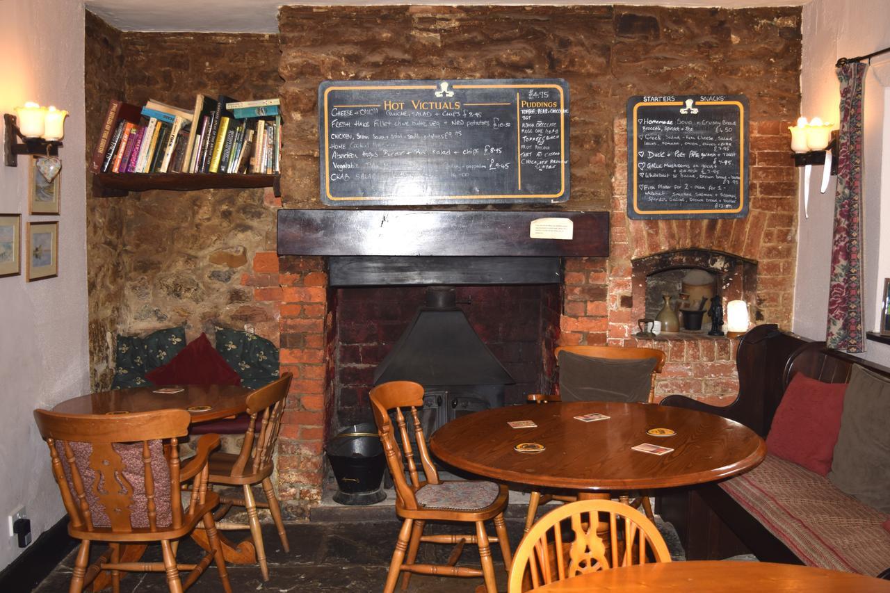 The Mitre Inn Sherborne  Ngoại thất bức ảnh