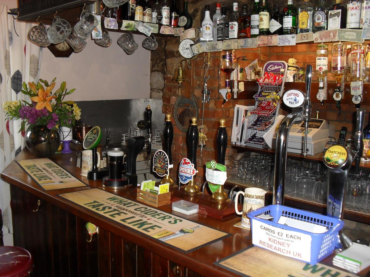 The Mitre Inn Sherborne  Ngoại thất bức ảnh