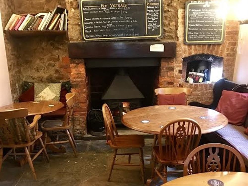 The Mitre Inn Sherborne  Ngoại thất bức ảnh